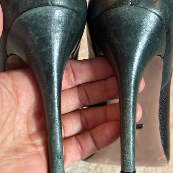 Pour La Victoire Black Stiletto Heels - Picture 10 of 16